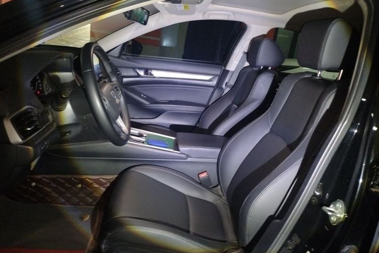 Used Honda Accord 2018 260TURBO Luxury Edition China VI Left Front Seat