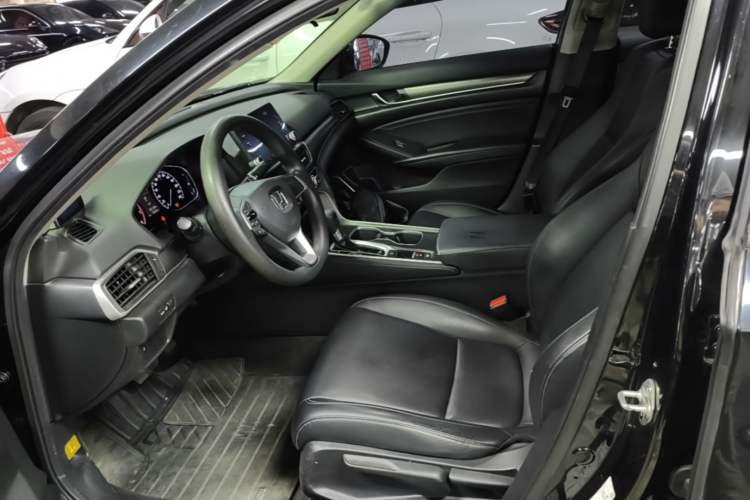 Used Honda Accord 2018 230TURBO Comfort Version National V Left Front Seat
