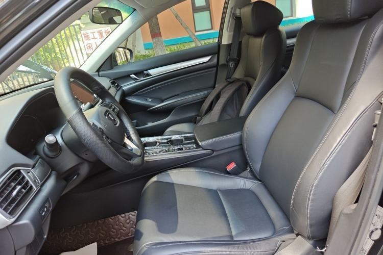 Used Honda Accord 2018 260TURBO Elite Edition China V Left Front Seat