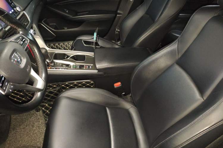Used Honda Accord 2018 260TURBO Elite Edition China VI Left Front Seat