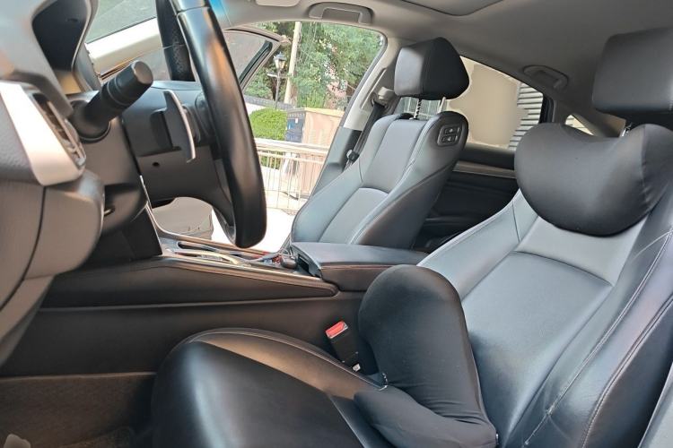 Used Honda Accord 2018 Rui Hybrid 2.0L Rui Ling Edition China VI Left Front Seat