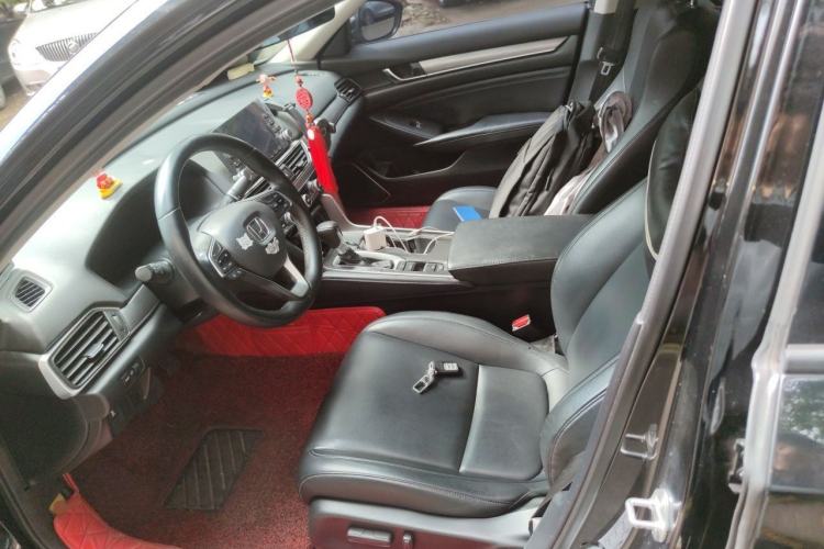 Used Honda Accord 2018 260TURBO Elite Edition China V Left Front Seat