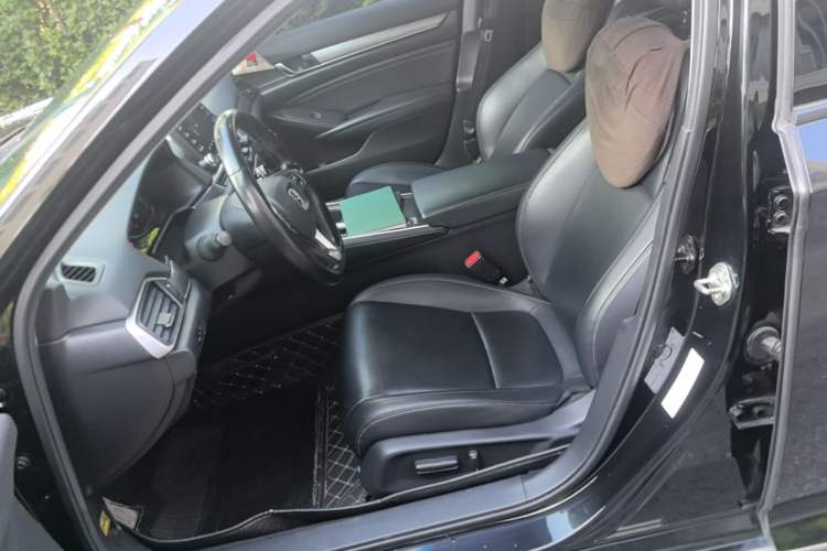 Used Honda Accord 2018 260TURBO Elite Edition China VI Left Front Seat