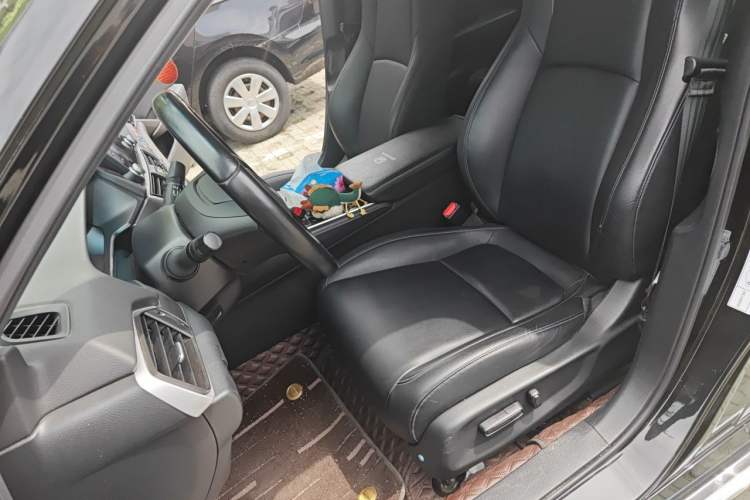 Used Honda Accord 2018 260TURBO Elite Edition China VI Left Front Seat