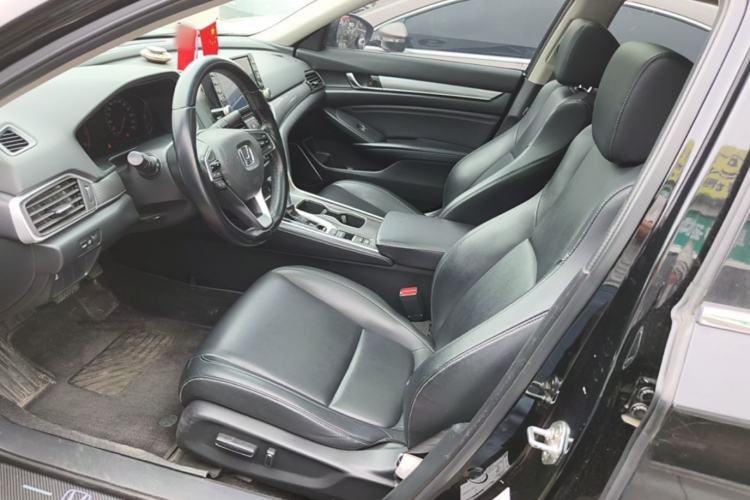 Used Honda Accord 2018 260TURBO Elite Edition China VI Left Front Seat
