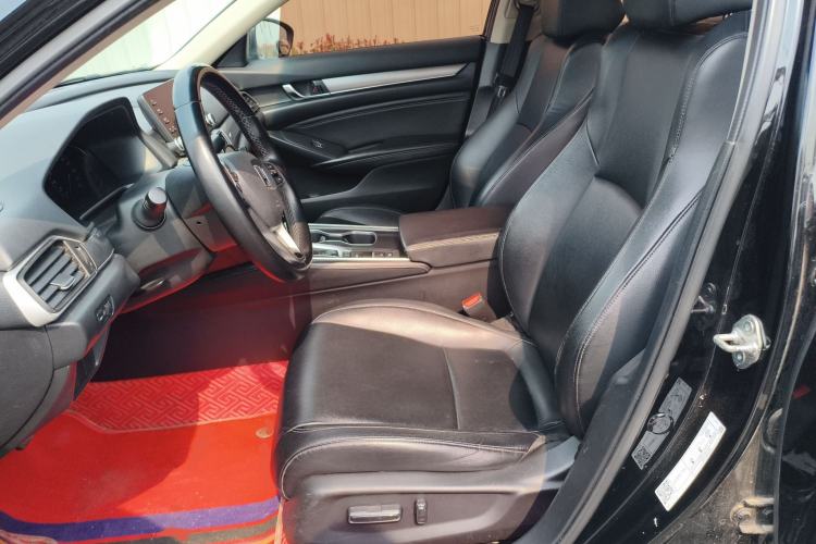 Used Honda Accord 2018 260TURBO Elite Edition China V Left Front Seat