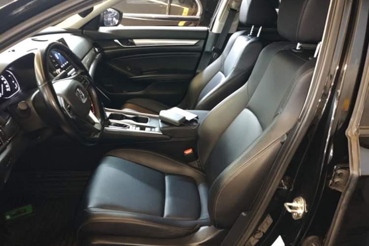 Used Honda Accord 2018 260TURBO Elite Edition China VI Left Front Seat