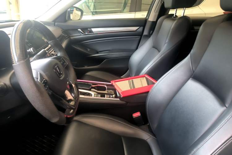 Used Honda Accord 2018 260TURBO Elite Edition China VI Left Front Seat