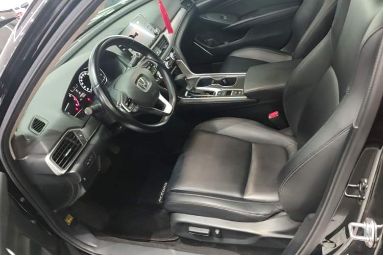 Used Honda Accord 2018 260TURBO Elite Edition China VI Left Front Seat