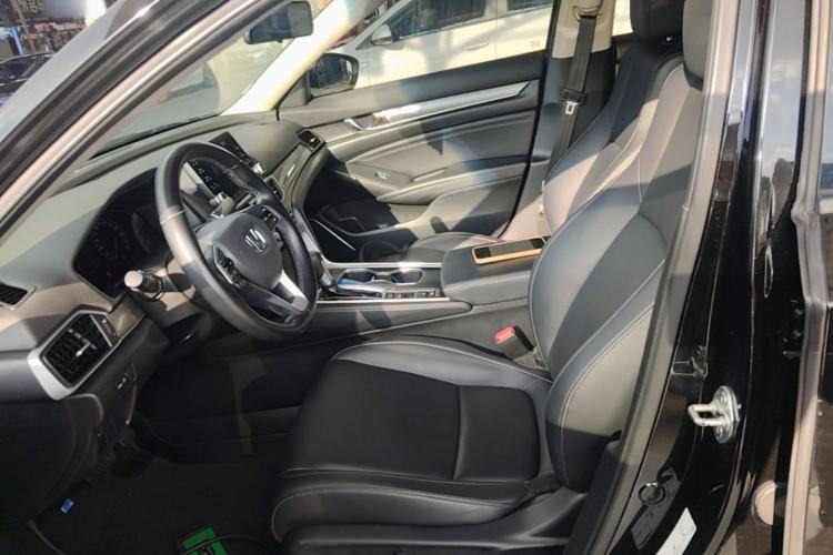 Used Honda Accord 2018 260TURBO Elite Edition China VI Left Front Seat