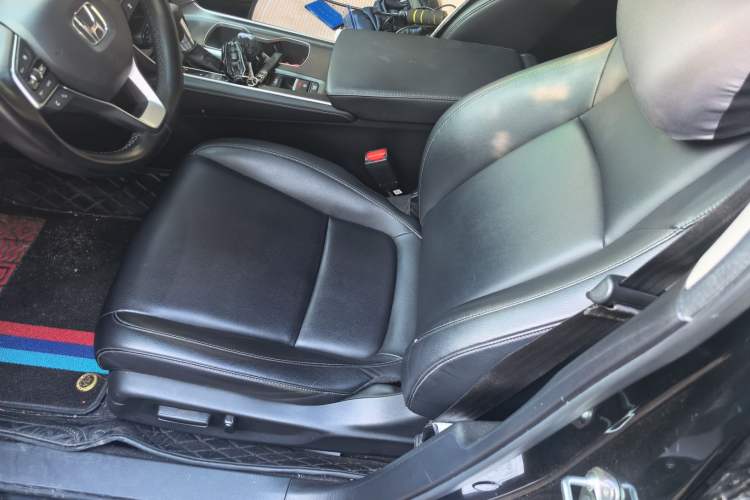 Used Honda Accord 2018 260TURBO Luxury Edition China VI Left Front Seat