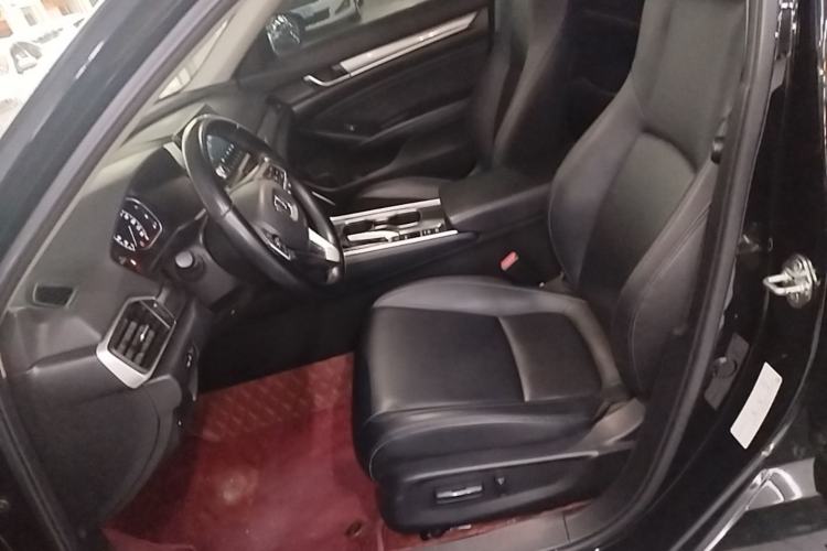 Used Honda Accord 2018 260TURBO Luxury Edition China VI Left Front Seat