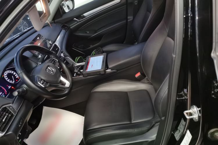 Used Honda Accord 2018 260TURBO Luxury Edition China VI Left Front Seat