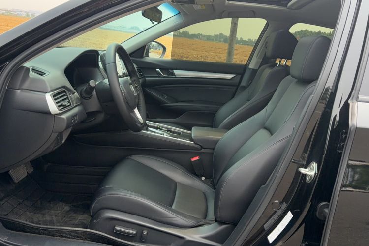Used Honda Accord 2018 260TURBO Luxury Edition China VI Left Front Seat