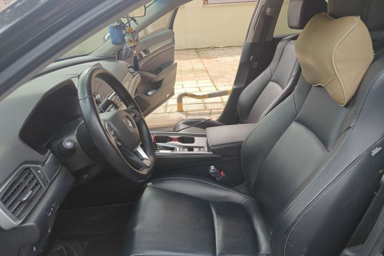 Used Honda Accord 2018 260TURBO Prestige Edition China VI Left Front Seat
