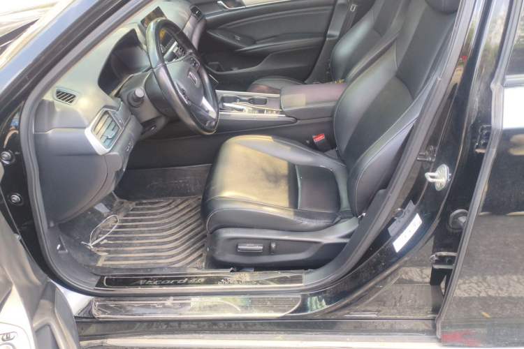 Used Honda Accord 2018 260TURBO Elite Edition China VI Left Front Seat