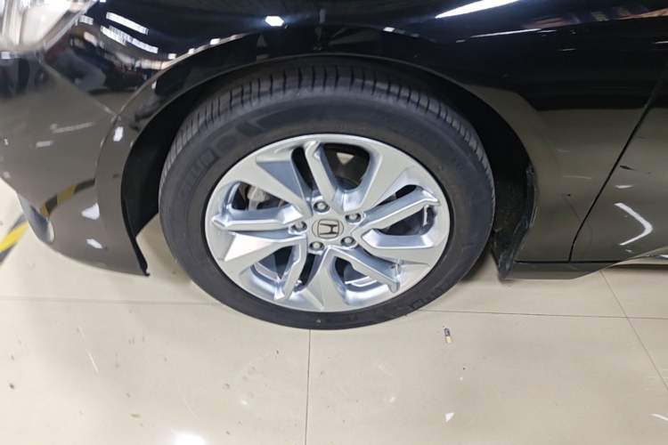 Used Honda Accord 2018 260TURBO Elite Edition China VI Left Front Wheel Hub