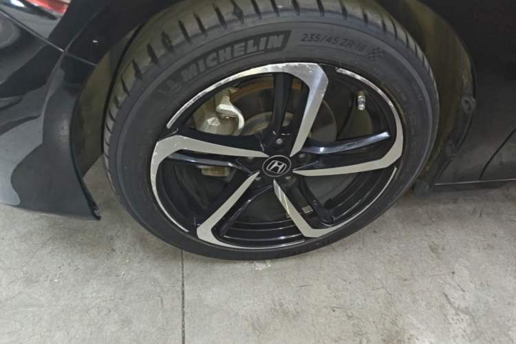 Used Honda Accord 2018 260TURBO Elite Edition China VI Left Front Wheel Hub