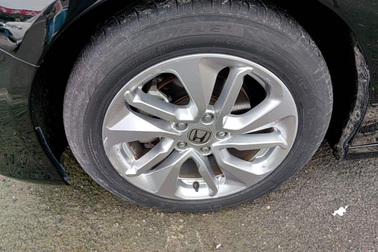 Used Honda Accord 2018 260TURBO Elite Edition China VI Left Front Wheel Hub