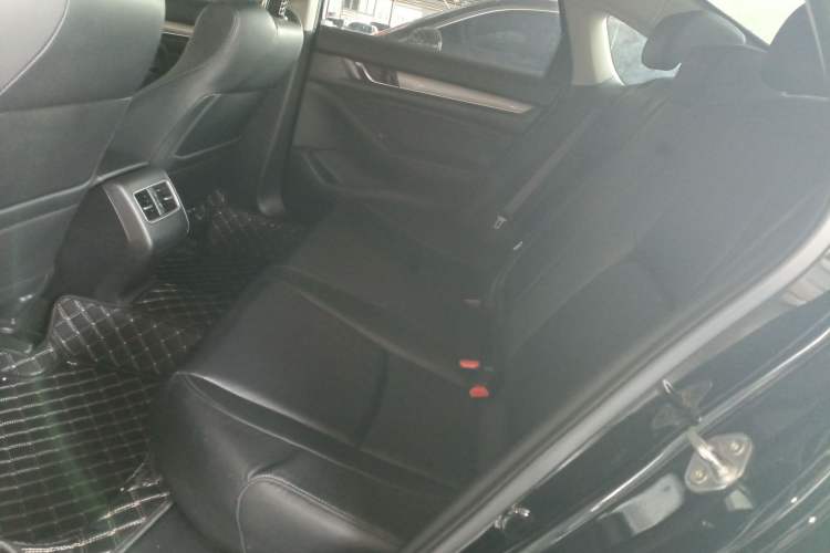 Used Honda Accord 2018 260TURBO Luxury Edition China VI Left Rear Seat