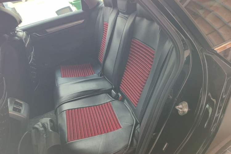 Used Honda Accord 2018 260TURBO Luxury Edition China VI Left Rear Seat