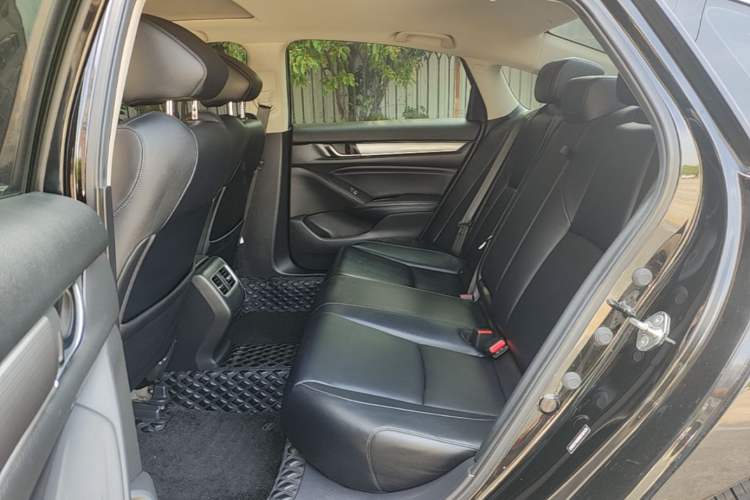 Used Honda Accord 2018 260TURBO Luxury Edition China VI Left Rear Seat