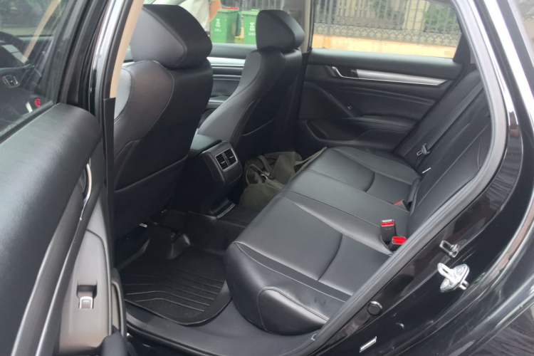 Used Honda Accord 2018 260TURBO Elite Edition China VI Left Rear Seat