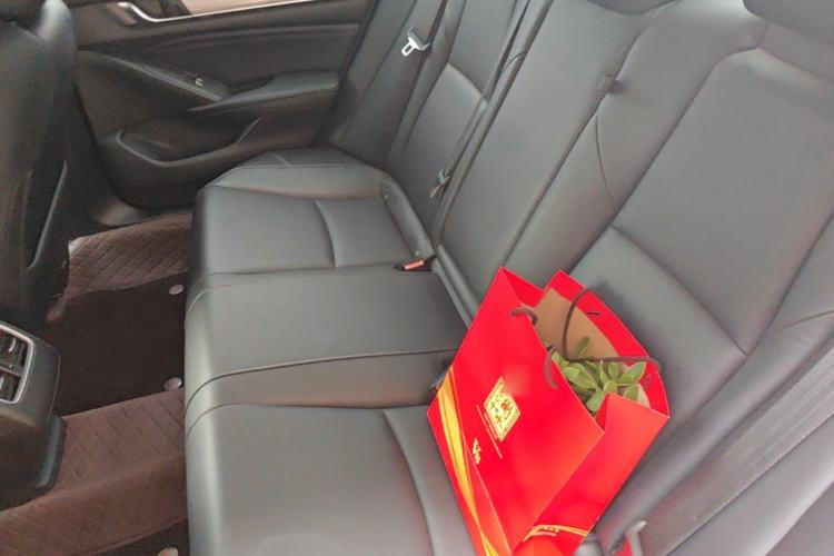 Used Honda Accord 2018 260TURBO Luxury Edition China V Emission Standard Left Rear Seat