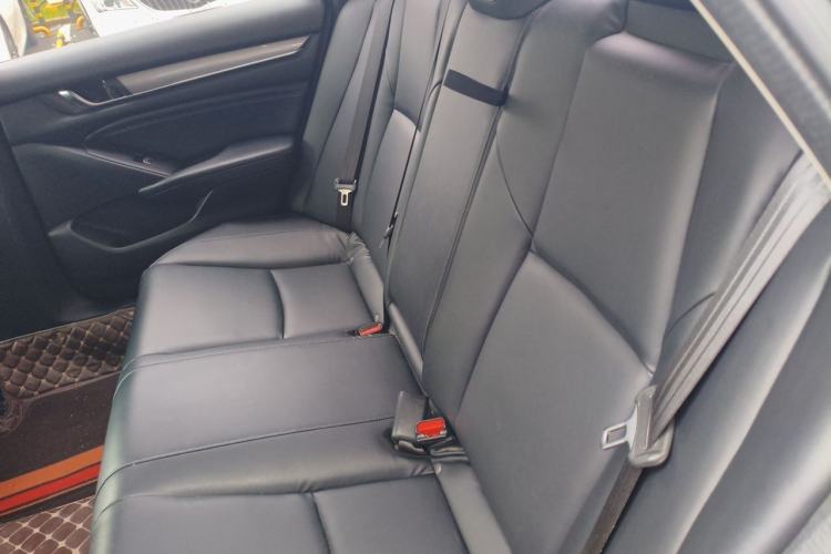 Used Honda Accord 2018 260TURBO Luxury Edition China V Emission Standard Left Rear Seat