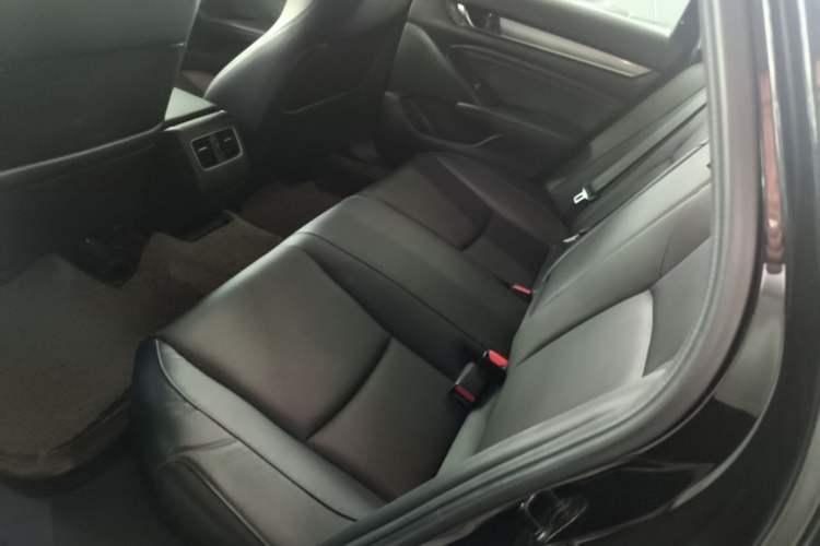 Used Honda Accord 2018 260TURBO Elite Edition China VI Left Rear Seat