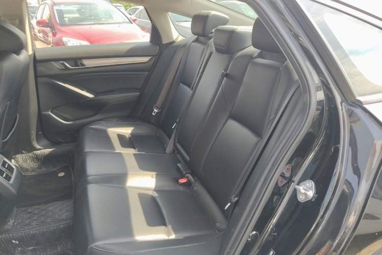 Used Honda Accord 2018 260TURBO Elite Edition China VI Left Rear Seat