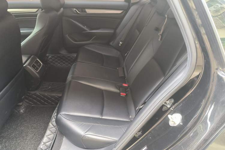 Used Honda Accord 2018 260TURBO Luxury Edition China VI Left Rear Seat
