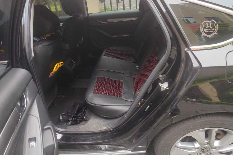 Used Honda Accord 2018 260TURBO Elite Edition China VI Left Rear Seat