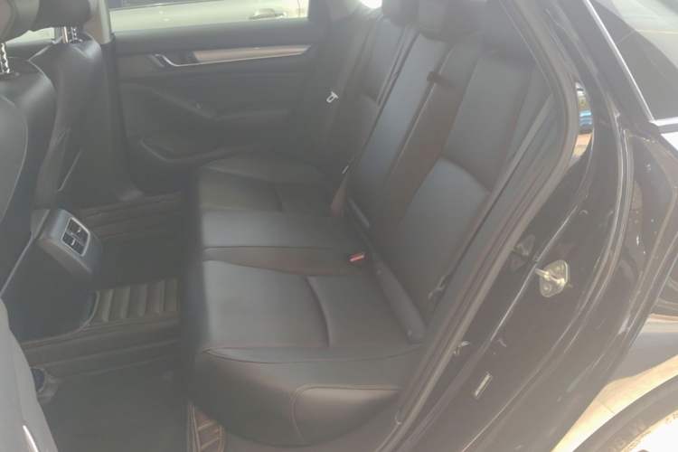 Used Honda Accord 2018 260TURBO Elite Edition China VI Left Rear Seat