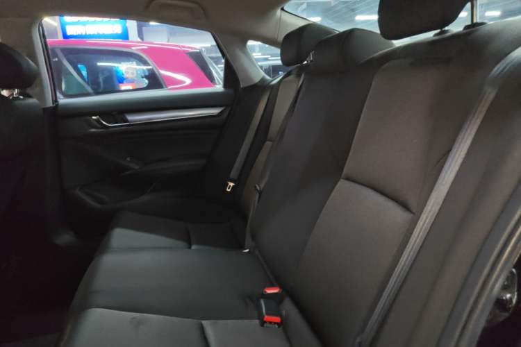 Used Honda Accord 2018 Rui·Hybrid 2.0L Rui Ku Edition China VI Left Rear Seat