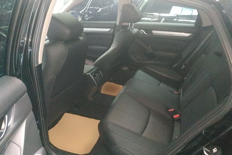 Used Honda Accord 2018 260TURBO Luxury Edition China VI Left Rear Seat