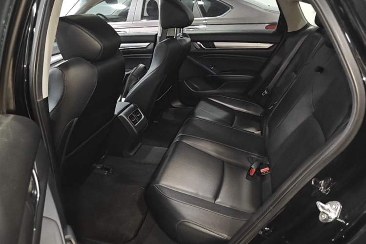 Used Honda Accord 2018 260TURBO Elite Edition China VI Left Rear Seat