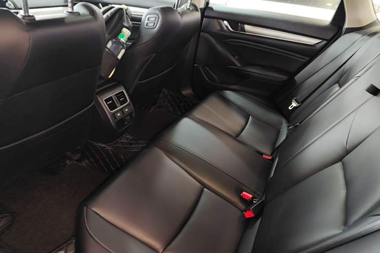 Used Honda Accord 2018 Rui·Hybrid 2.0L Rui Zhi Edition China VI Left Rear Seat