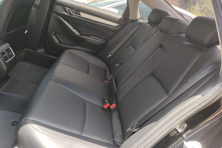 Used Honda Accord 2018 260TURBO Elite Edition China VI Left Rear Seat