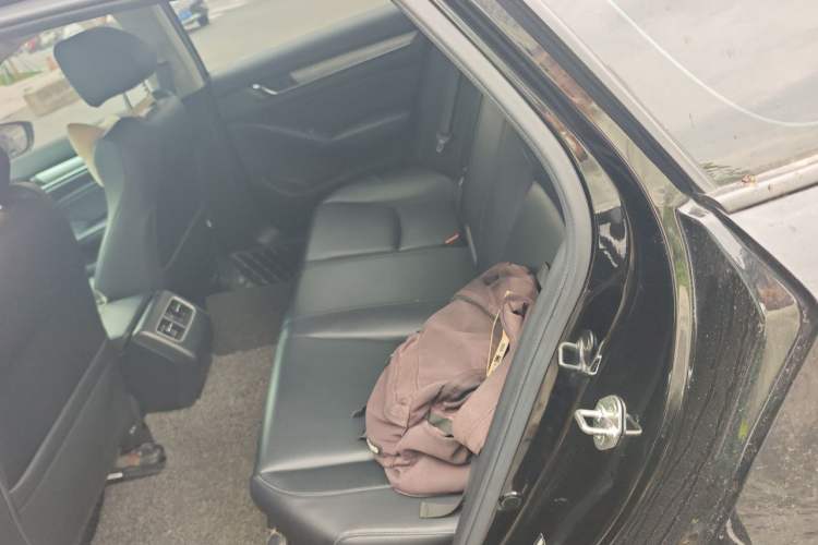Used Honda Accord 2018 260TURBO Elite Edition China VI Left Rear Seat