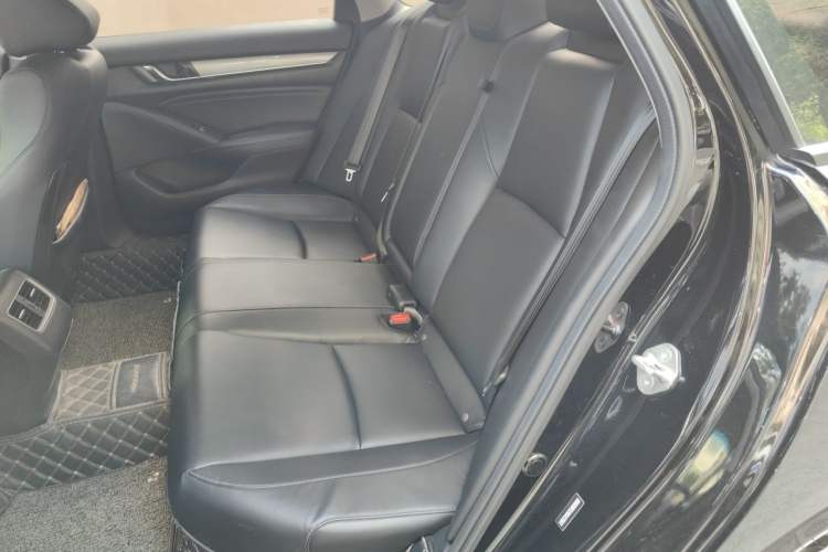 Used Honda Accord 2018 260TURBO Elite Edition China VI Left Rear Seat