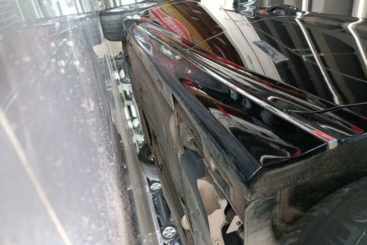 Used Honda Accord 2018 260TURBO Luxury Edition China VI Left Side Sill