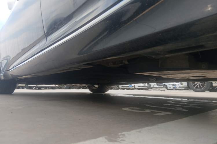 Used Honda Accord 2018 260TURBO Luxury Edition China VI Left Side Sill