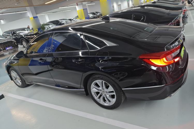 Used Honda Accord 2018 260TURBO Elite Edition China VI Left Side