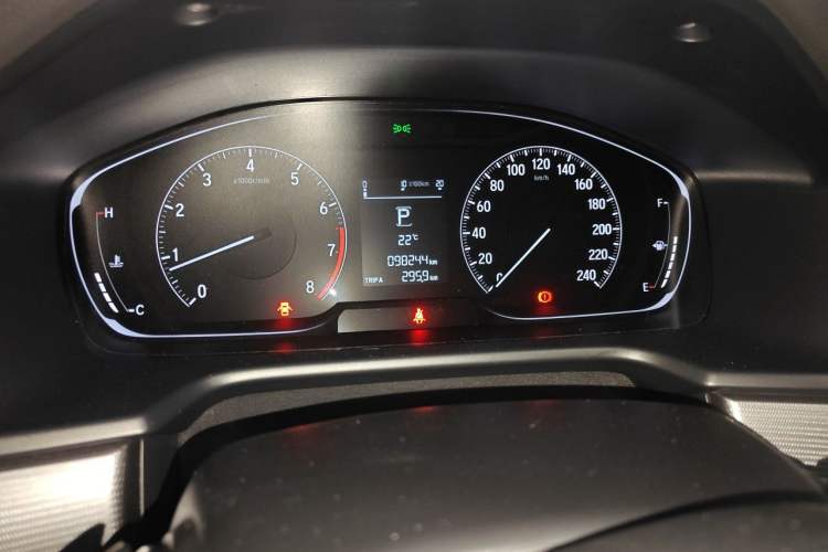 Used Honda Accord 2018 260TURBO Elite Edition China V Odometer Close Up