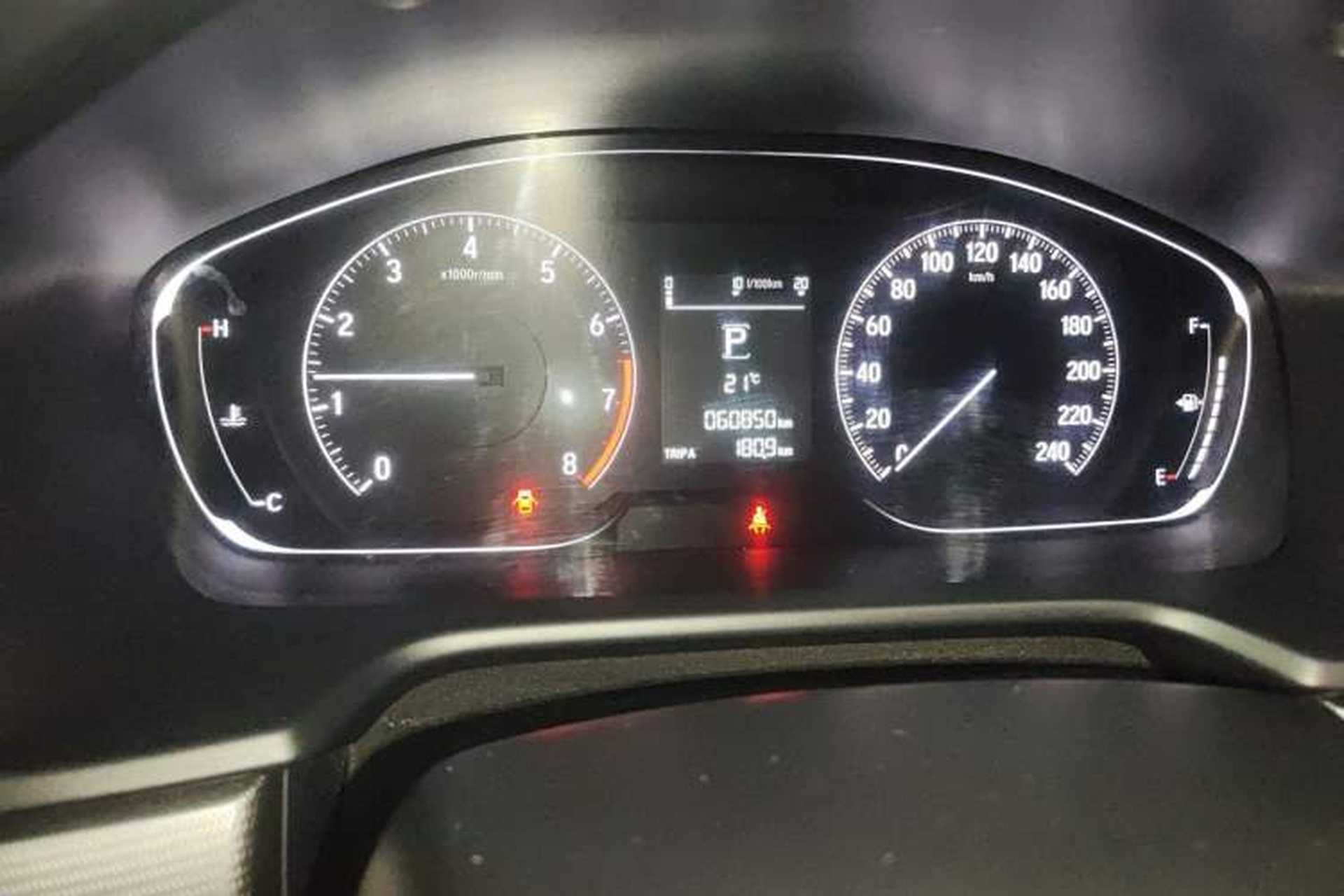 Used Honda Accord 2018 260TURBO Elite Edition China VI Odometer Close Up
