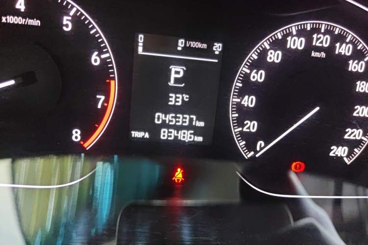 Used Honda Accord 2018 260TURBO Elite Edition China VI Odometer Close Up