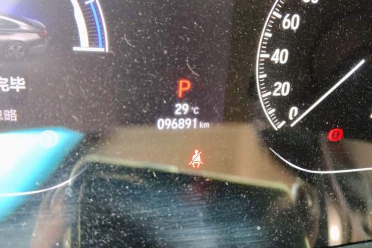 Used Honda Accord 2018 Rui Hybrid 2.0L Rui Ling Edition China VI Odometer Close Up