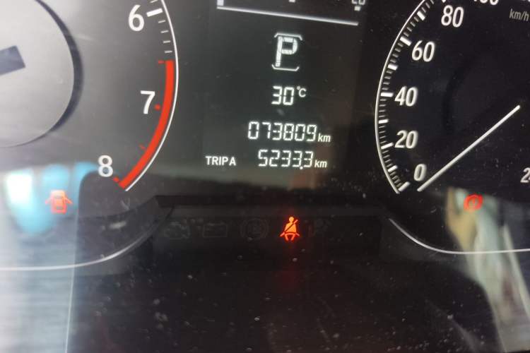 Used Honda Accord 2018 260TURBO Elite Edition China VI Odometer Close Up