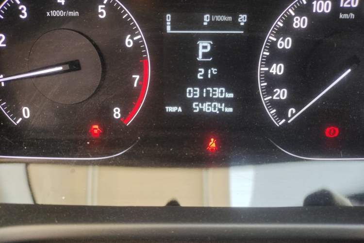 Used Honda Accord 2018 260TURBO Elite Edition China VI Odometer Close Up